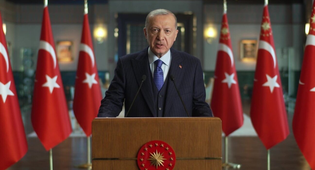 Tổng thống Thổ Nhĩ Kỳ Erdogan chỉ đạo Đảng cầm quyền nghiên cứu tiền điện tử và Metaverse